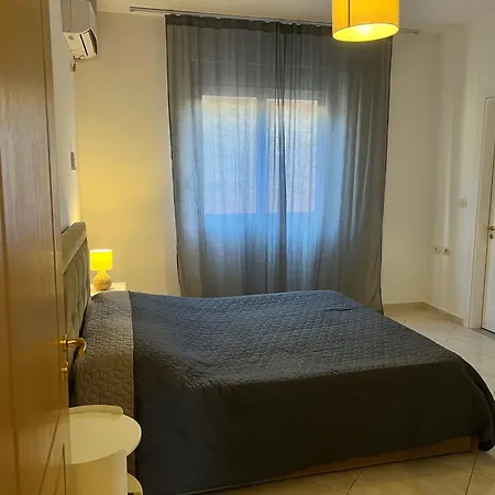Serenity Apartments Sarandë Esterno foto