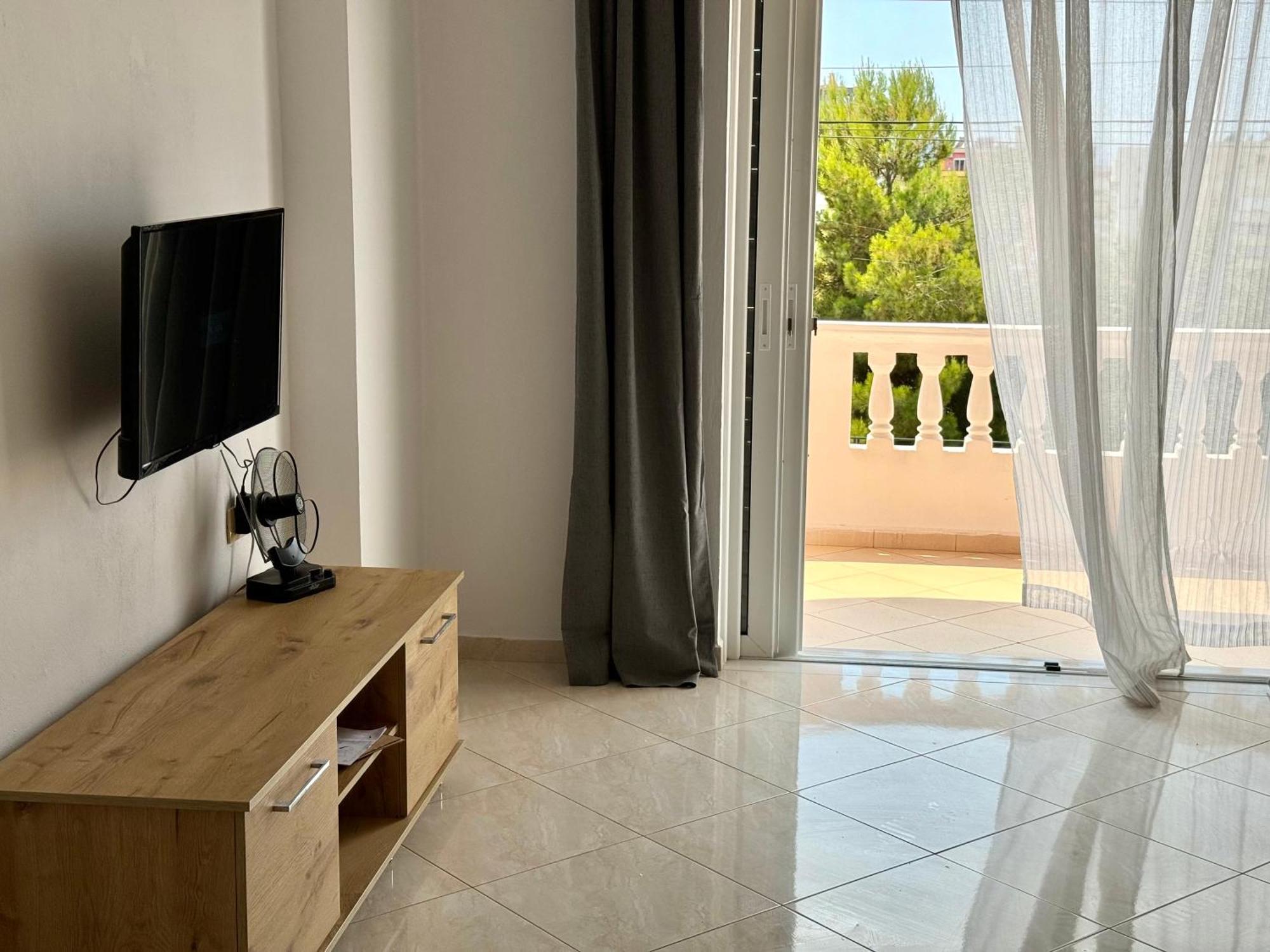 Serenity Sarande
